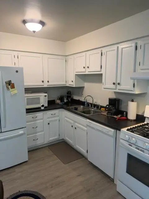 2304 Shaker Drive, Valparaiso, IN 46383 - #3