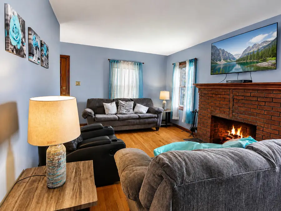 914 E 176th Street, Hammond, IN 46324 - #3