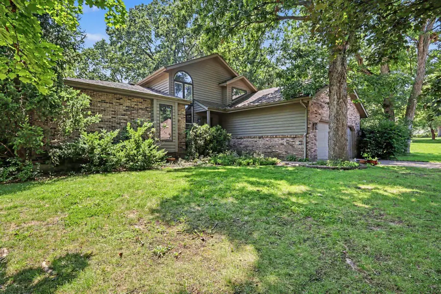804 Brandonbury Drive, Valparaiso, IN 46383 - #3