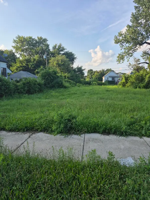 1023 Kenwood Street, Hammond, IN 46320