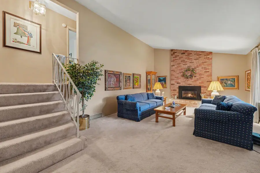 203 E Greenwood Avenue, Crown Point, IN 46307 - #3