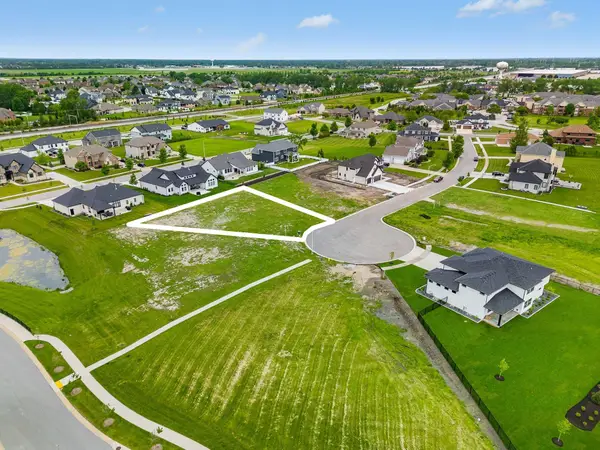 10212 Andrew Lane, Munster, IN 46321