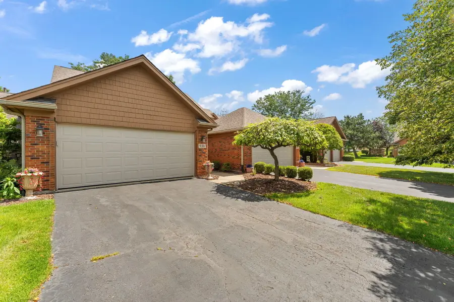 930 Cornwallis Lane, Munster, IN 46321 - #2