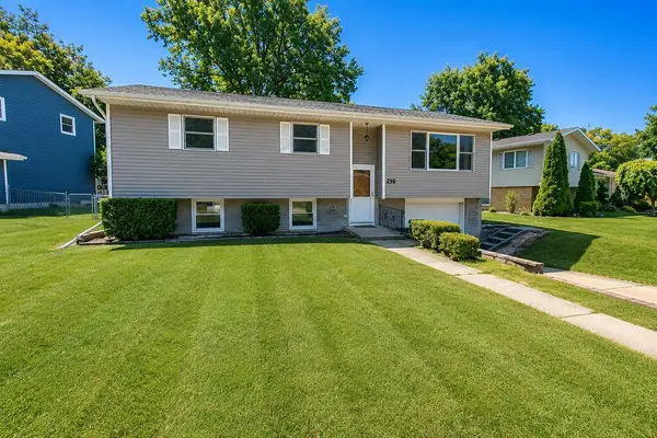 216 Lawndale Place, Michigan City, IN 46360