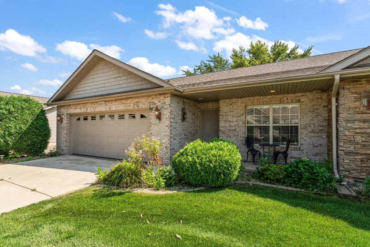 901 Veterans Lane, Crown Point, IN 46307 - #1