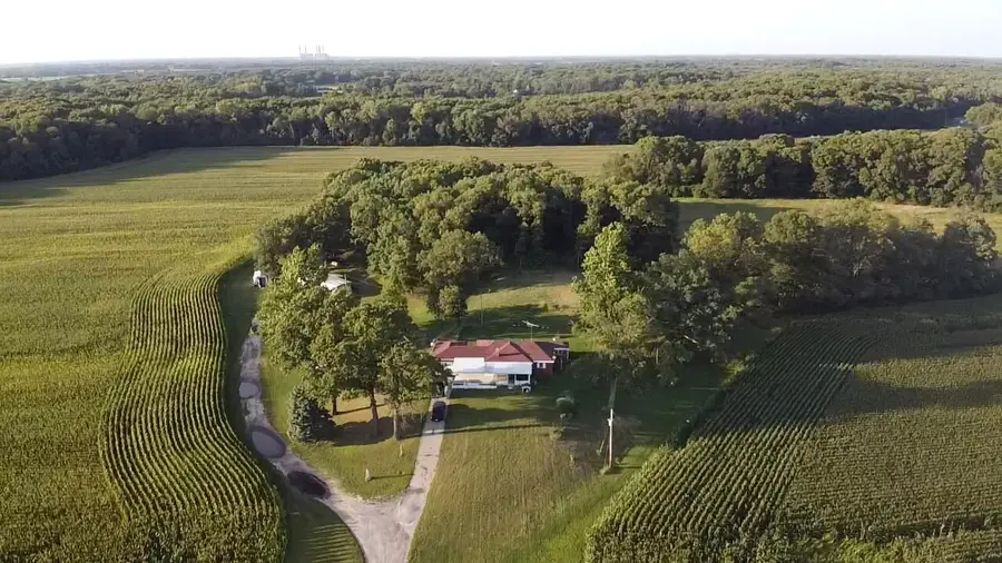 1748 E County Rd 900 N, Wheatfield, IN 46392 - #3