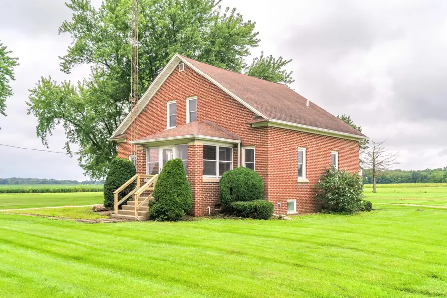 502 S 250 W, Valparaiso, IN 46385 - #2