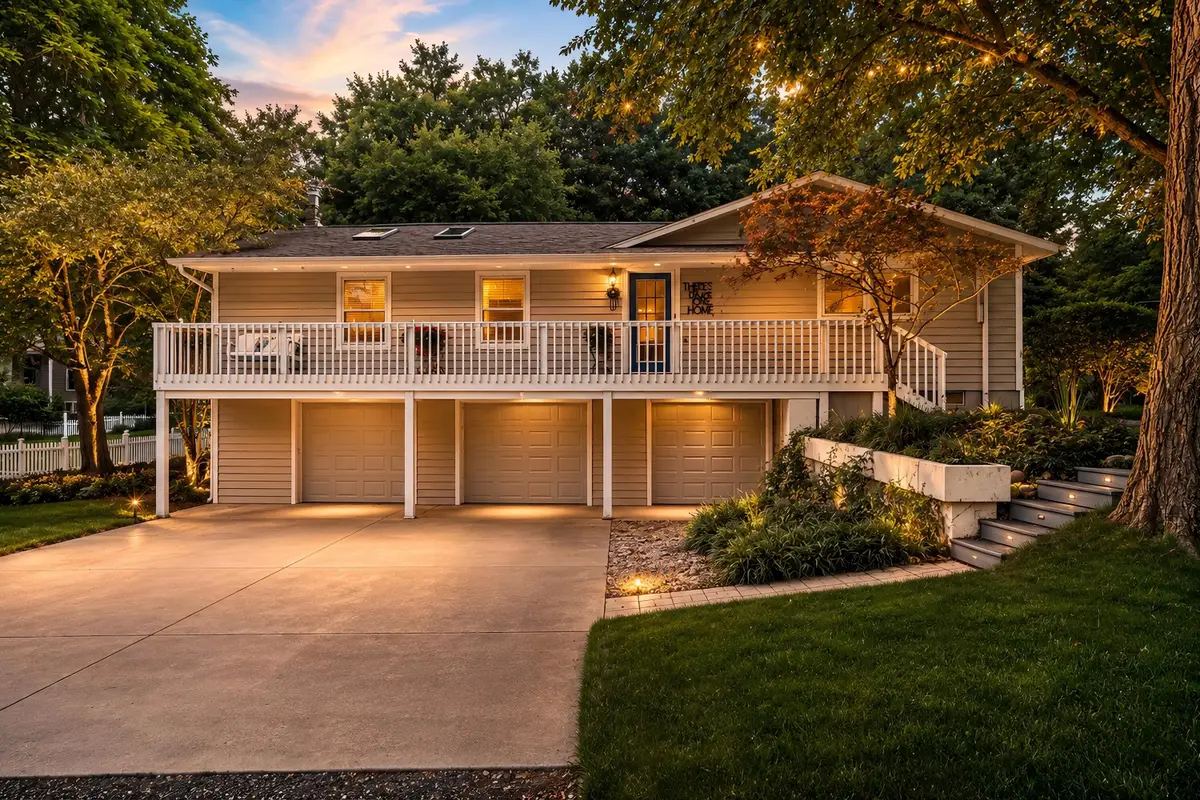 331 Oakland Drive, Michigan City, IN 46360 - #1