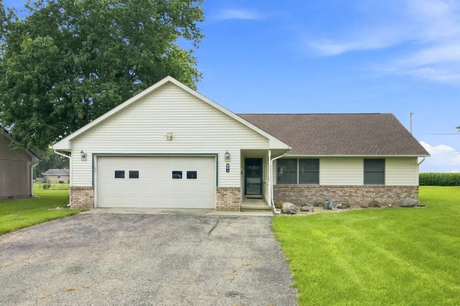 213 S Park Drive, Monticello, IN 47960 - #2