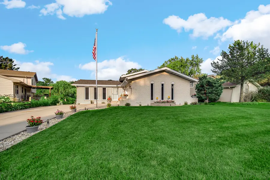 8569 Mathews Street, Crown Point, IN 46307 - #2