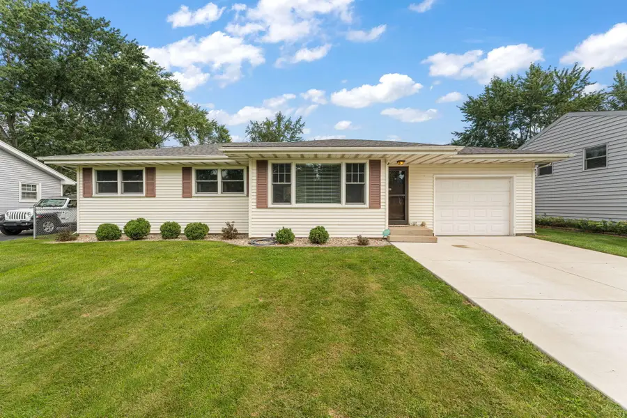 520 Park Avenue, Chesterton, IN 46304 - #2