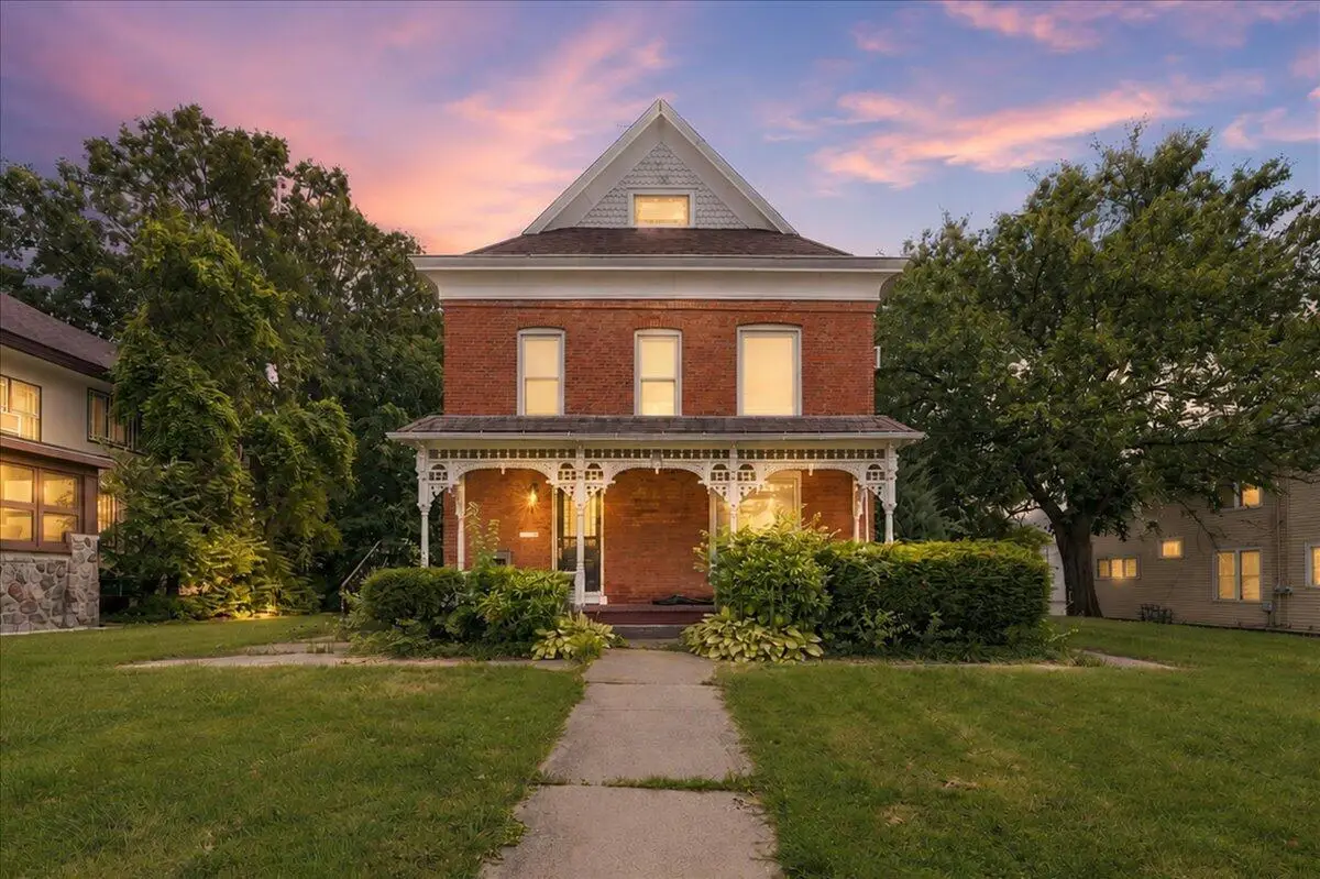 306 Jefferson Street, Valparaiso, IN 46383 - #1