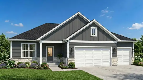 2754 Calabria Lane, Valparaiso, IN 46385