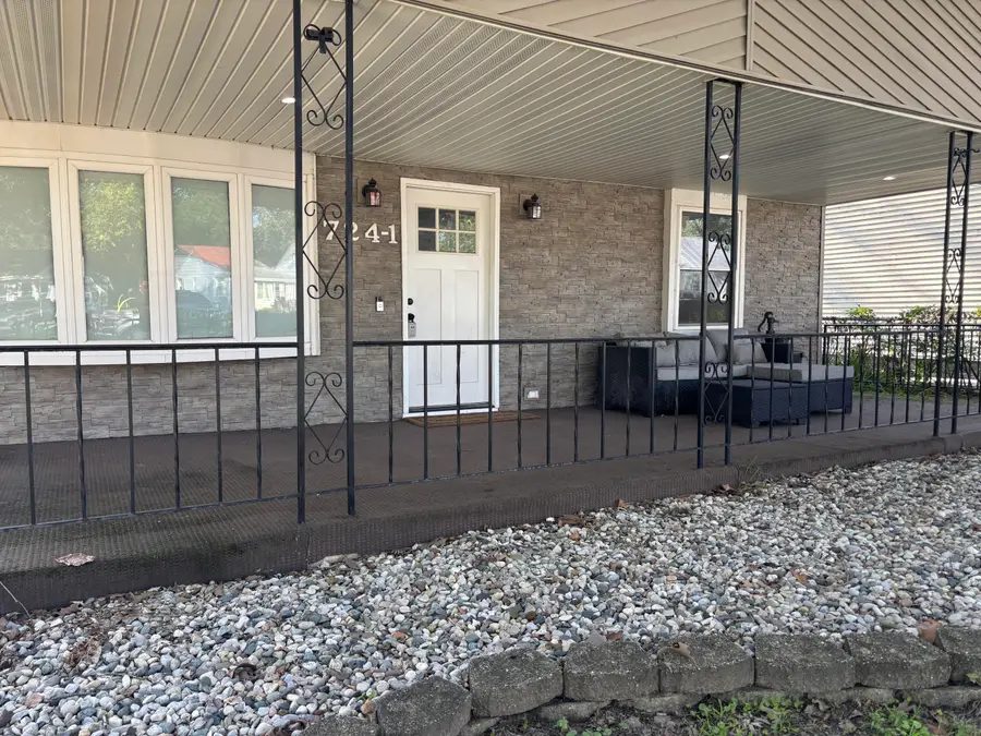 724-1 Imperial Road, Valparaiso, IN 46385 - #3