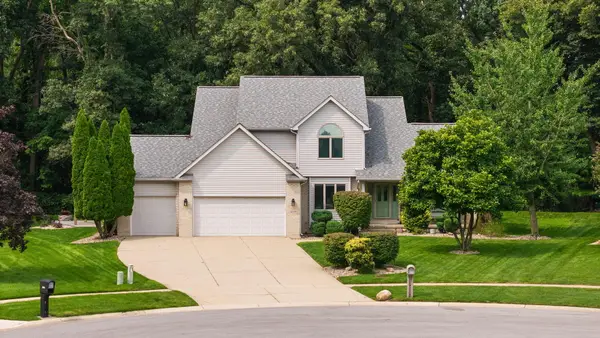 1658 Blue Heron Drive, Valparaiso, IN 46385
