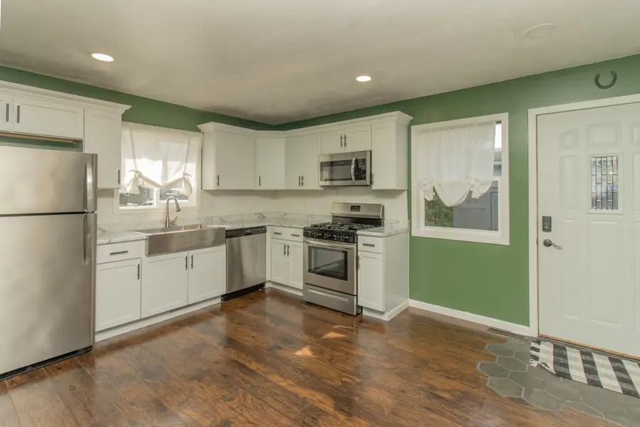 705 Fremont Road, Valparaiso, IN 46385 - #2