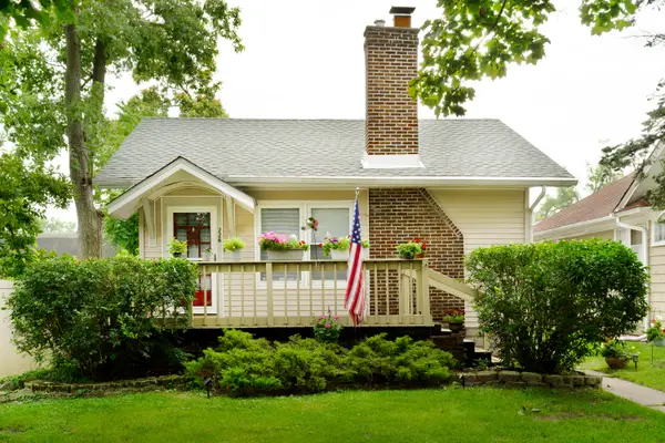 226 169th Street, Hammond, IN 46324