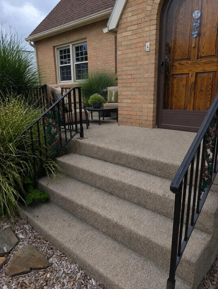 605 W Montgomery Street, Francesville, IN 47946 - #2