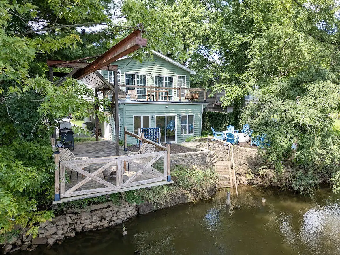 1502 Island Boulevard, Lowell, IN 46356 - #1