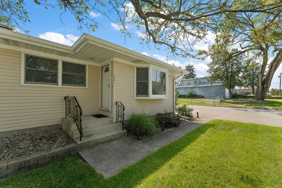 3821 W 80th Avenue, Merrillville, IN 46410 - #3