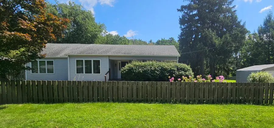925 S Mayflower Road, La Porte, IN 46350 - #3