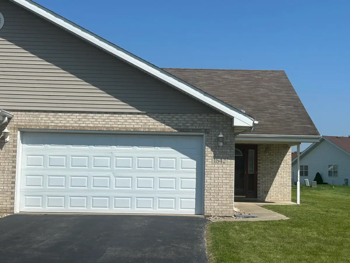 1642 Flag Court, Crown Point, IN 46307 - #1