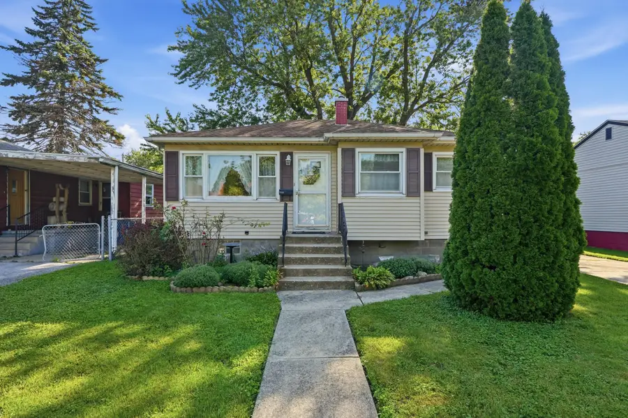 7613 S Mccook Avenue, Hammond, IN 46323 - #2