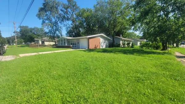 1305 E 40th Avenue, Gary, IN 46409