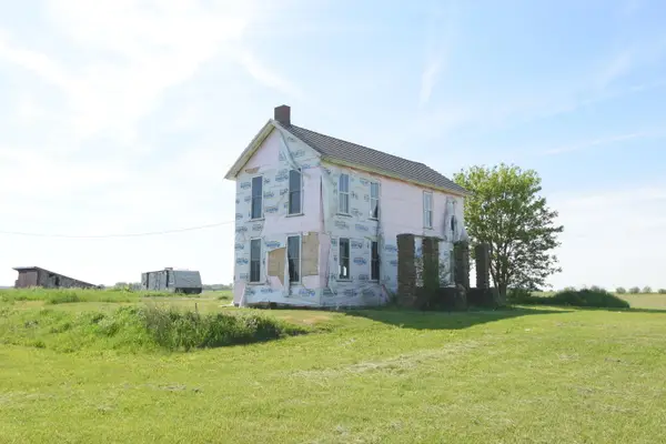 569 S 100 W, Rensselaer, IN 47978
