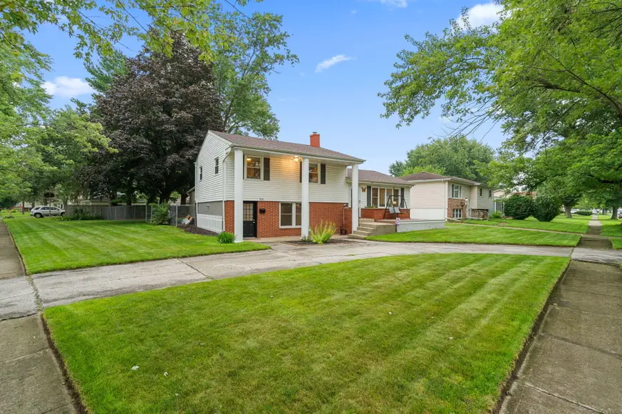 1076 W 11th Street, Hobart, IN 46342 - #3