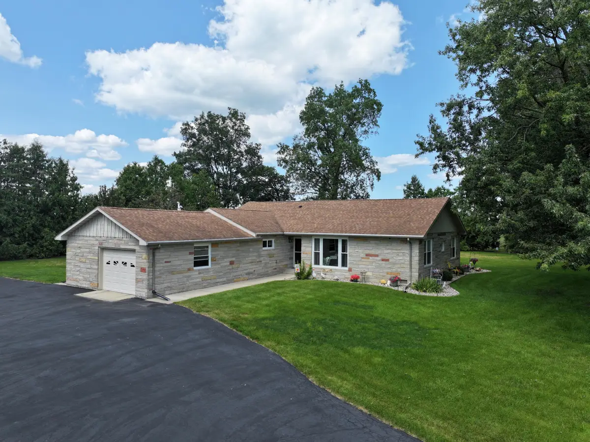 2711 S 50 E, Winamac, IN 46996 - #1