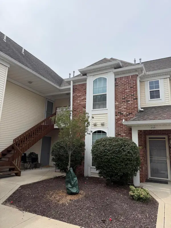 2909 Foggy Glen Drive, Valparaiso, IN 46385