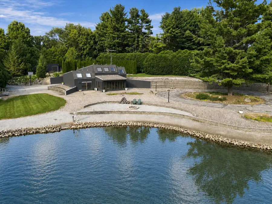 10 Vine Drive, Hebron, IN 46341 - #3