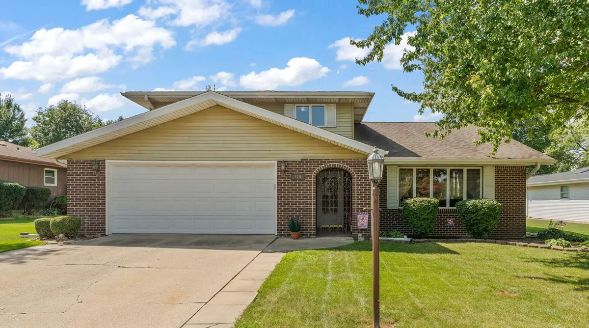 715 Saratoga Street, Crown Point, IN 46307 - #1