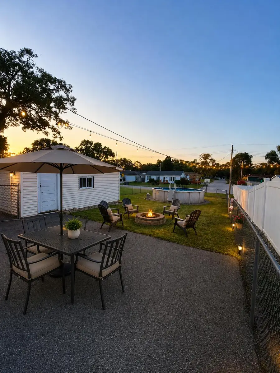 3002 W Ridge Road, Hobart, IN 46342 - #2