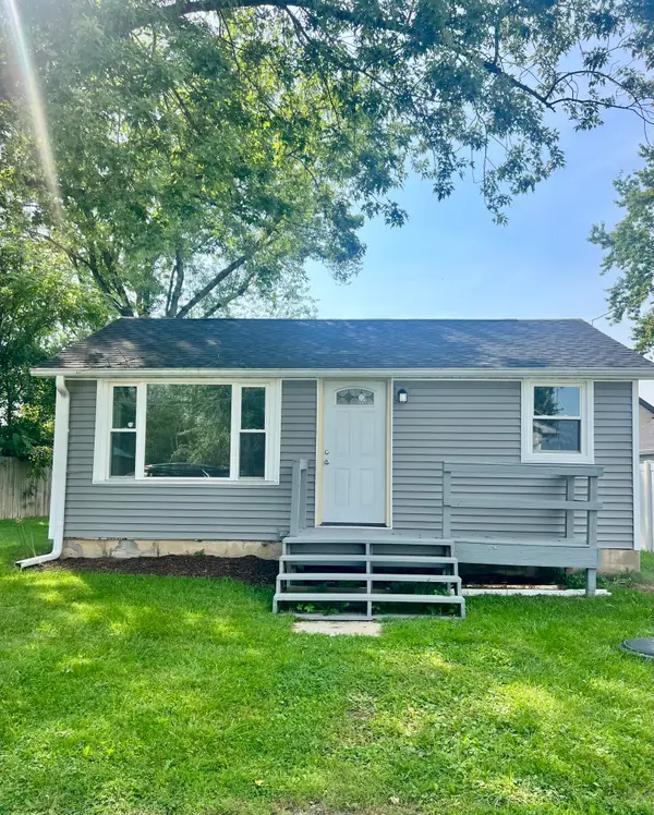 4 Kenworthy Street, Valparaiso, IN 46385