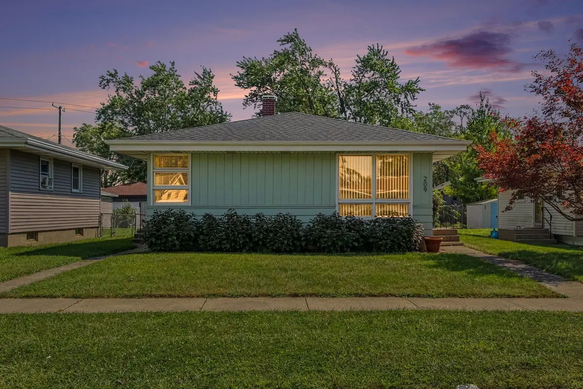 209 S Virginia Street, Hobart, IN 46342 - #1