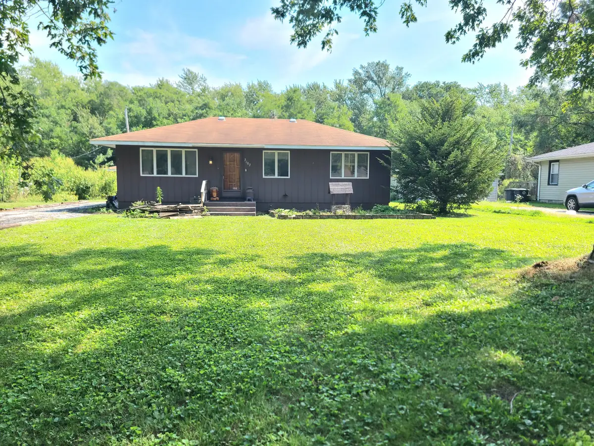 7707 Montana Street, Merrillville, IN 46410 - #1
