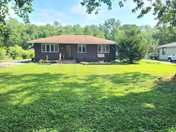 7707 Montana Street, Merrillville, IN 46410