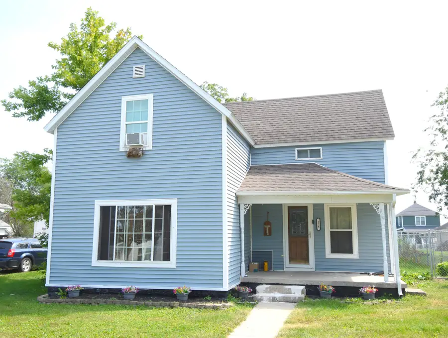 128 S Brooks Street, Francesville, IN 47946 - #2