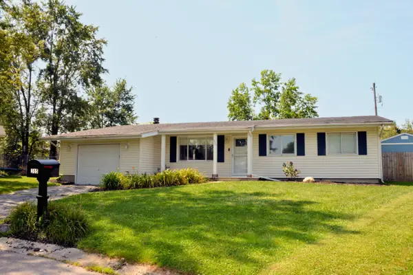 385 Riviera Court, Valparaiso, IN 46385