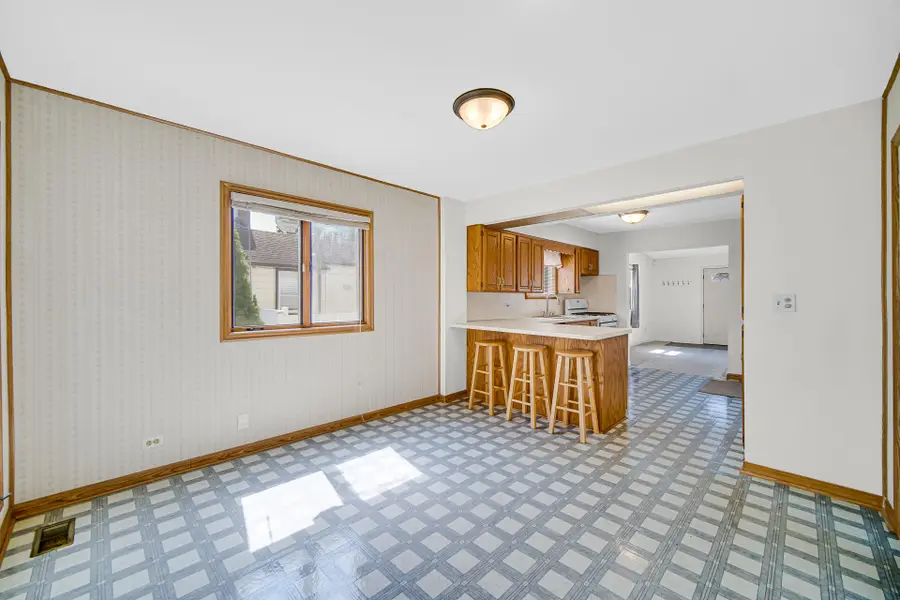7126 Montana Avenue, Hammond, IN 46323 - #3