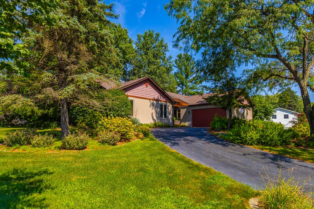 85 Tanglewood Trail, Valparaiso, IN 46385 - #1