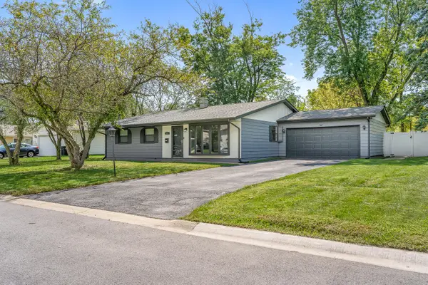 3107 W 79th Place, Merrillville, IN 46410