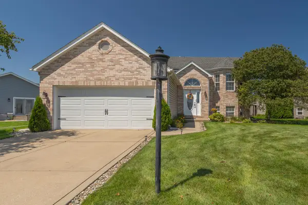 1317 Csokasy Lane, Hobart, IN 46342