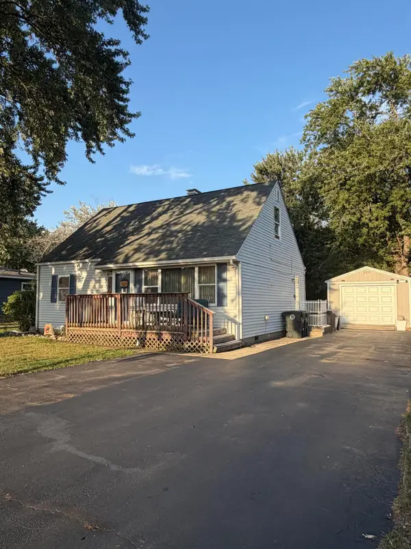 3609 Saint Joseph Place, Hobart, IN 46342