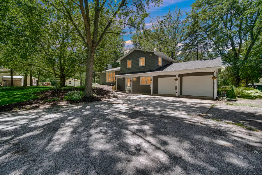 916 N County Line Road, Westville, IN 46391 - #2