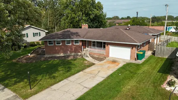 7815 Carolina Place, Merrillville, IN 46410
