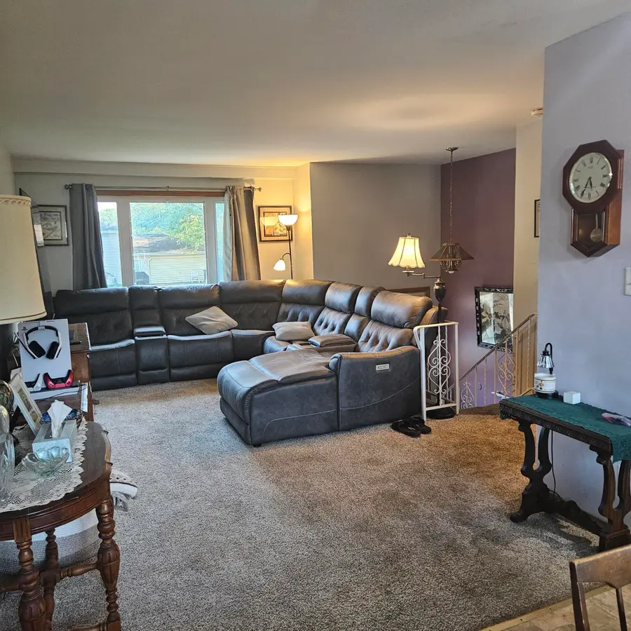 2476 Crows Nest Drive, Hobart, IN 46342 - #3