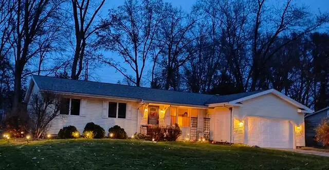207 Highland Drive, Valparaiso, IN 46383 - #2